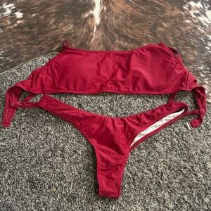 Chic Burgundy Women's Bikini Set